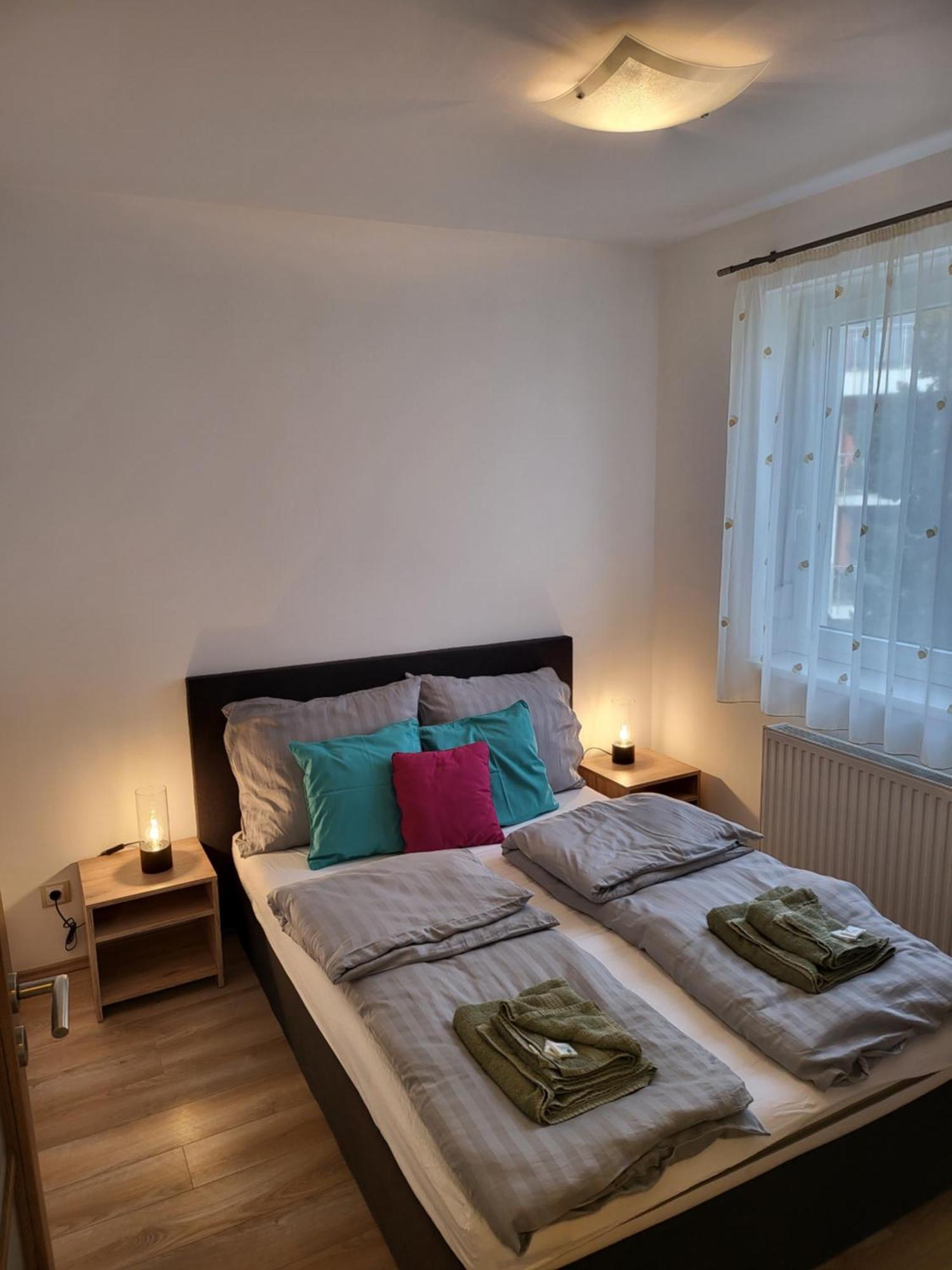 Triangol Apartman: Fuerdo, Belvaros, * Győr