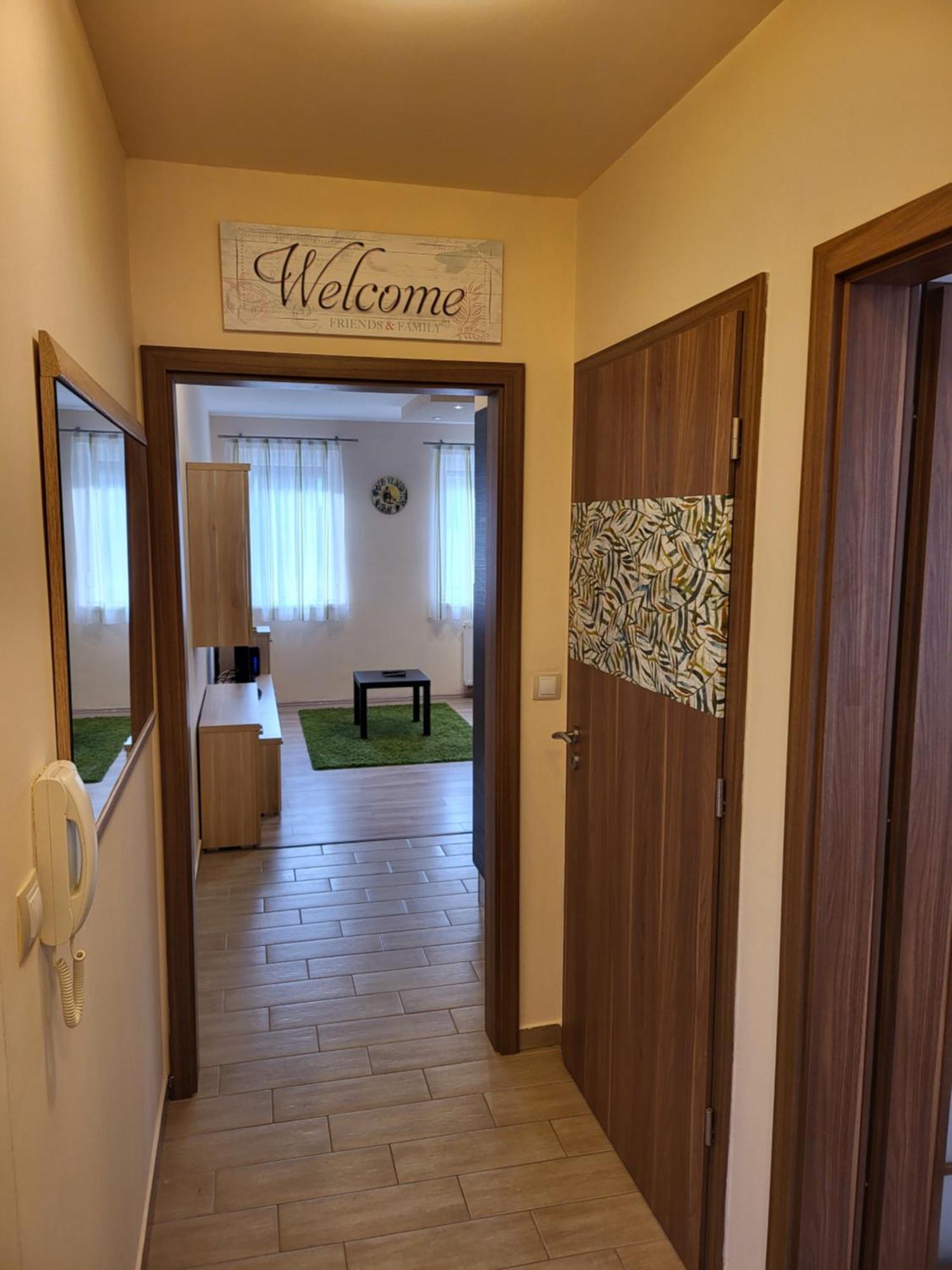 Triangol Apartman: Fuerdo, Belvaros, *